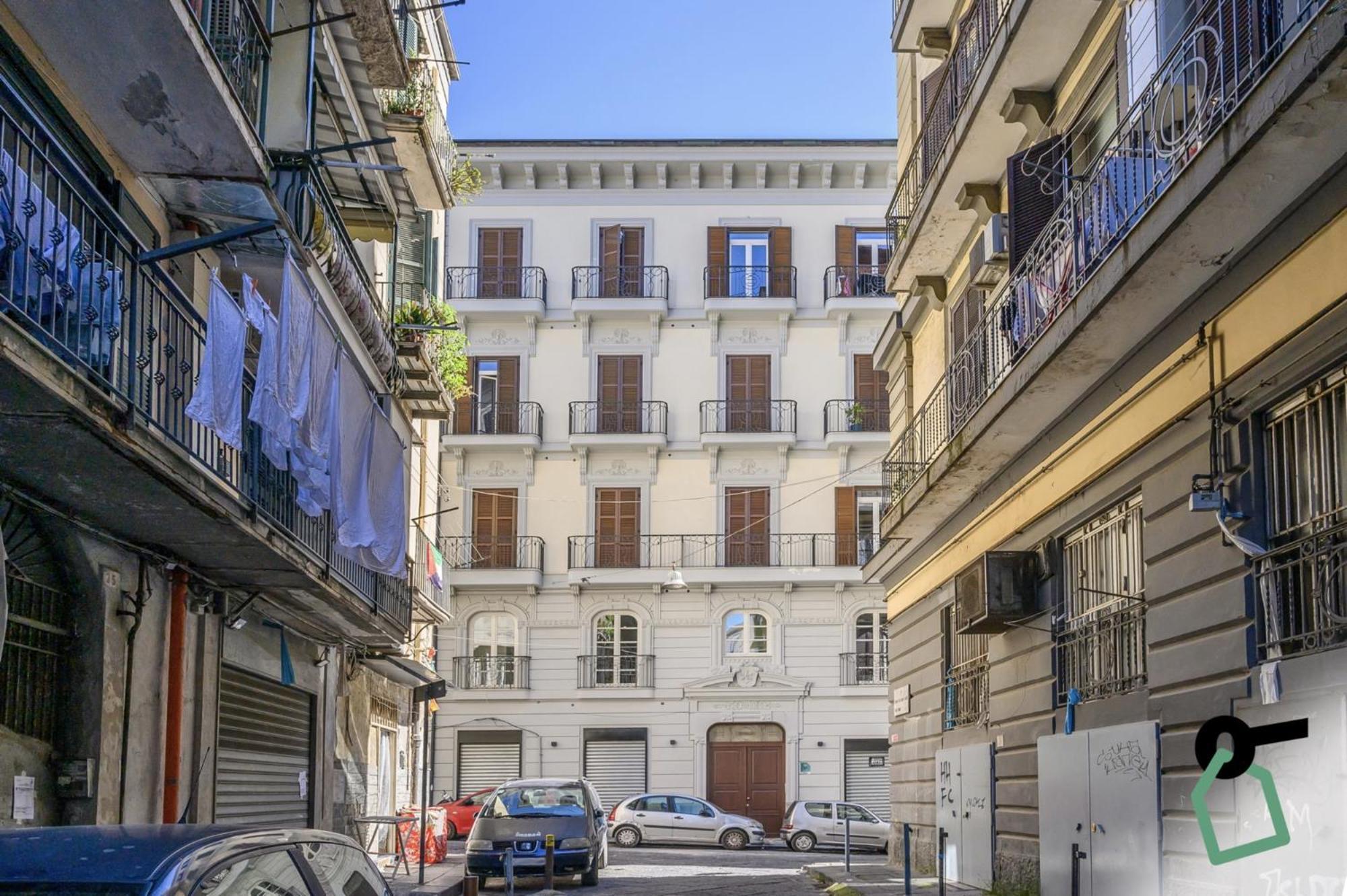Hotiday Room Collection - Napoli Sant'Arcangelo Exterior foto