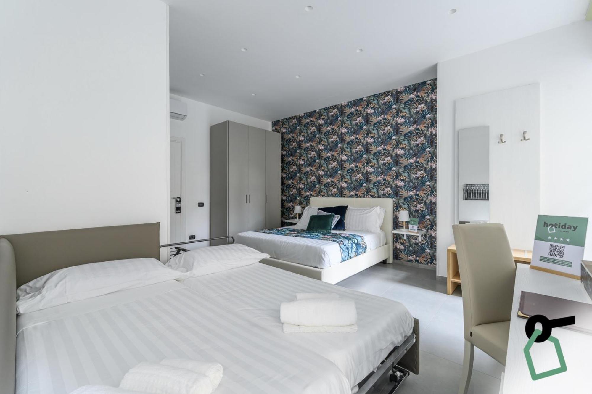 Hotiday Room Collection - Napoli Sant'Arcangelo Exterior foto
