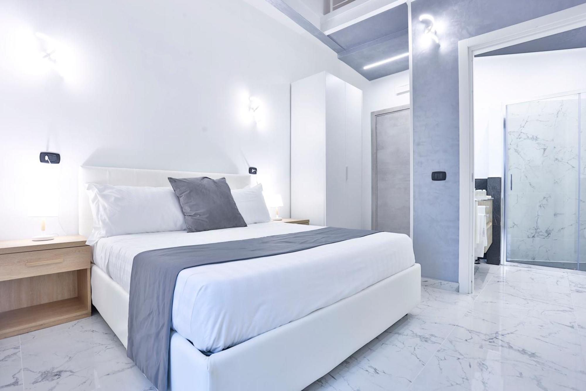 Hotiday Room Collection - Napoli Sant'Arcangelo Exterior foto